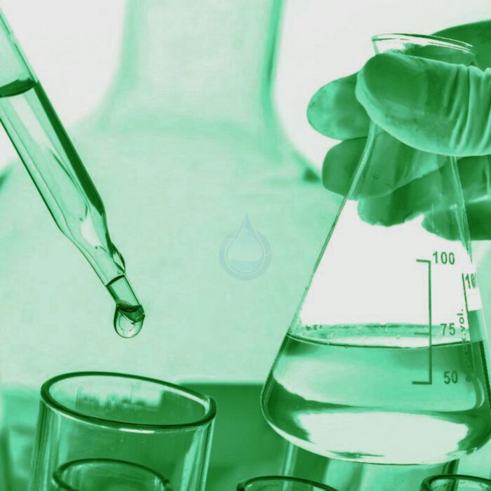 Rozbor vody na zavlažovanie, polievanie záhrady analyzuje obsah parametrov vo vode podľa STN 757143 .  Analyzuje sa voda určená na závlahu v poľnohospodárstve. Posudzuje sa kvalita vody z hľadiska jej vplyvu na pôdu, rastliny a zdravie ľudí.