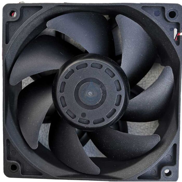 Ventilátor - náhradný diel do ozónového generátora do auta.