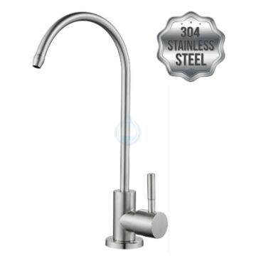 Univerzálna jednopáková batéria moderného vzhľadu, vhodná pre všetky typy kuchynských filtrov