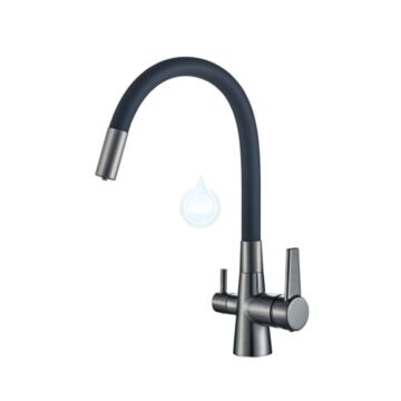 Kuchynská batéria pre vodné filtre s ohybným ramenom.